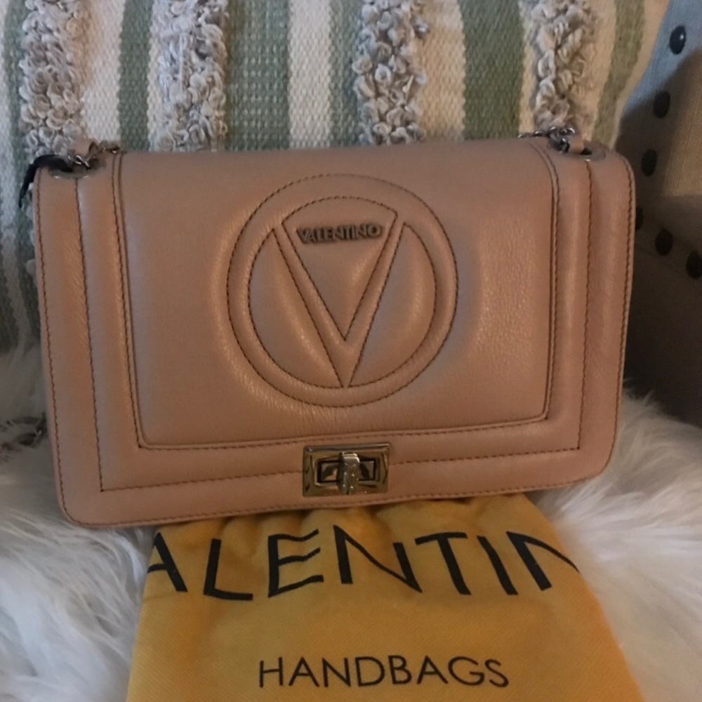 Mario Valentino. ROSE DOREE color.